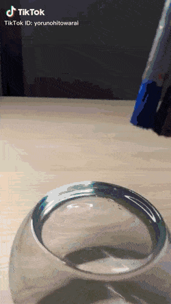 Acid GIFs, September 15 (25 gifs)