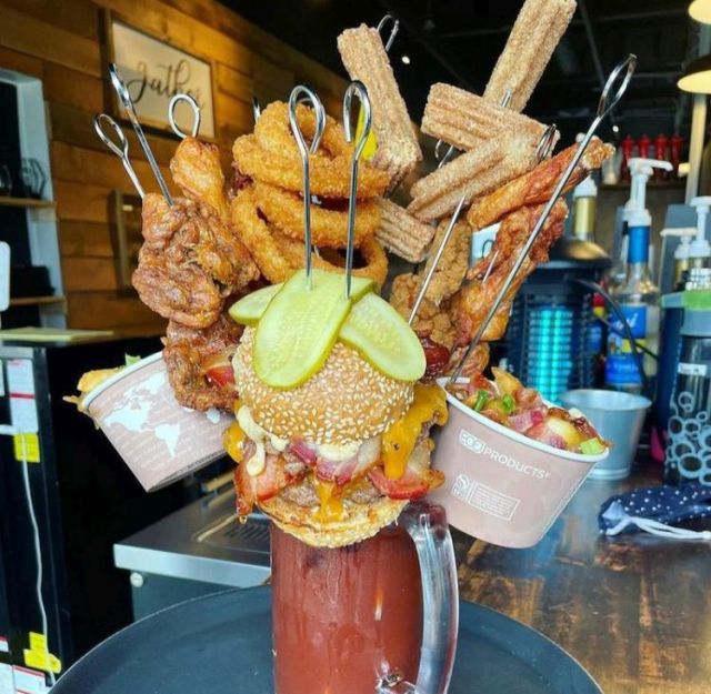 Weird Food Serving (16 pics)