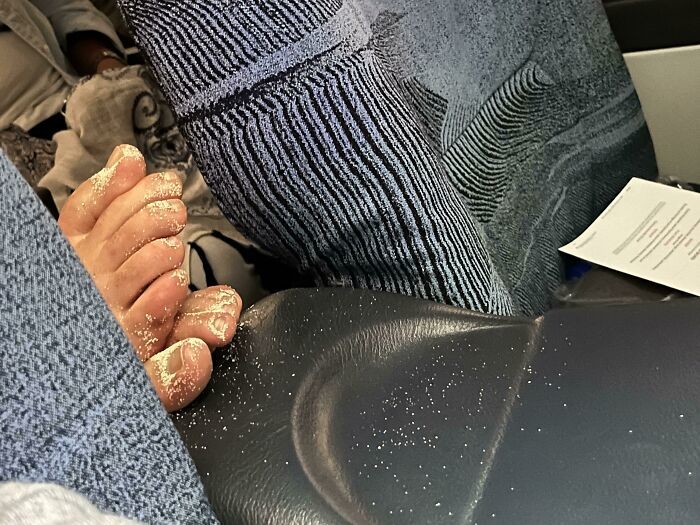 Awful Passengers (17 pics)
