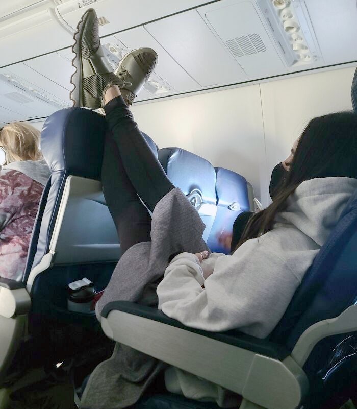 Awful Passengers (17 pics)