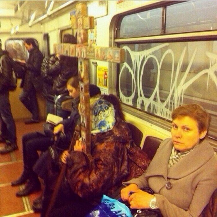 Strange People In The Subway (20 pics)