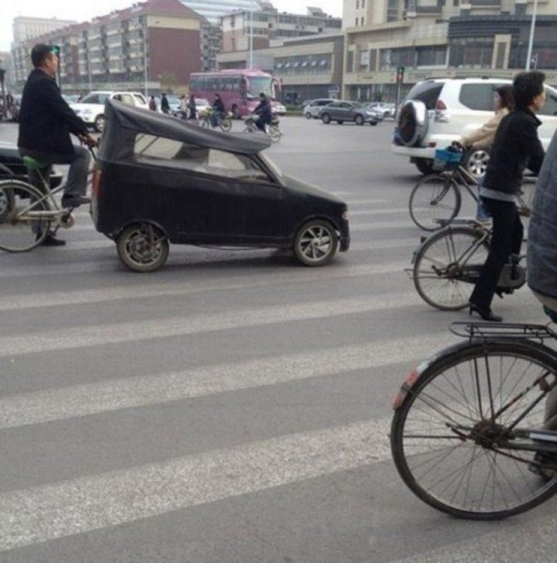 Strange Photos From Asian Countries (23 pics)