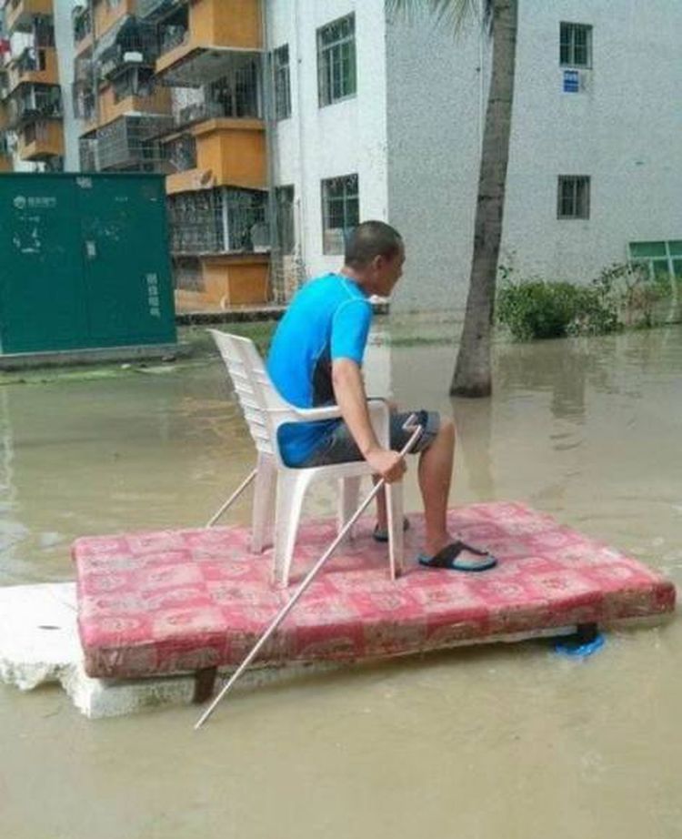 Strange Photos From Asian Countries (23 pics)