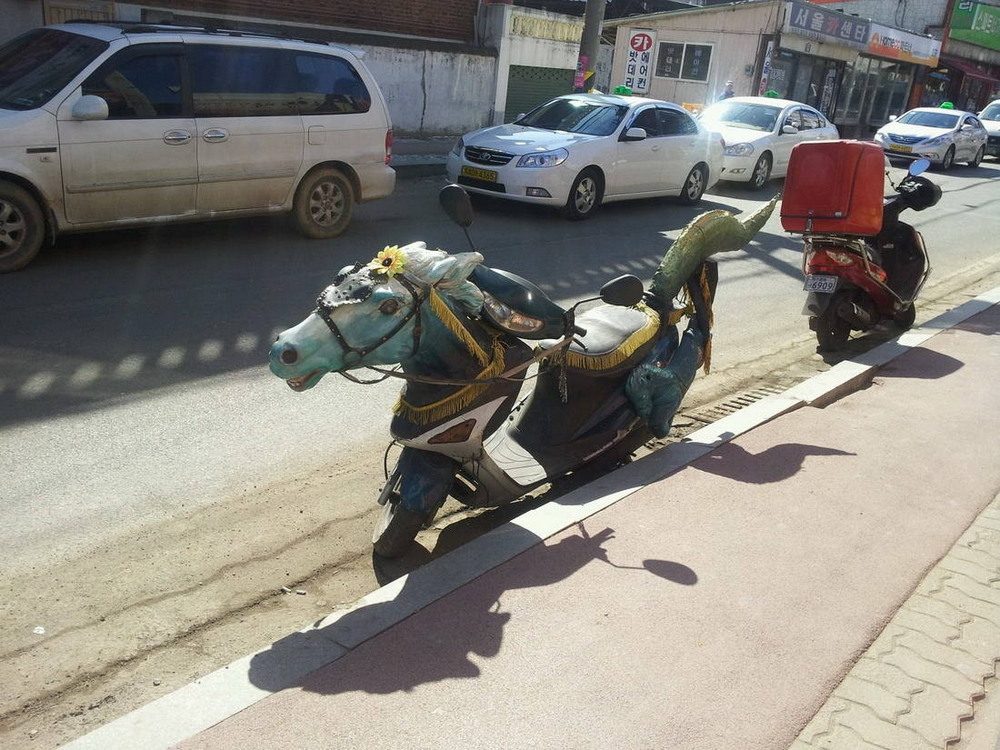 Strange Photos From Asian Countries (23 pics)