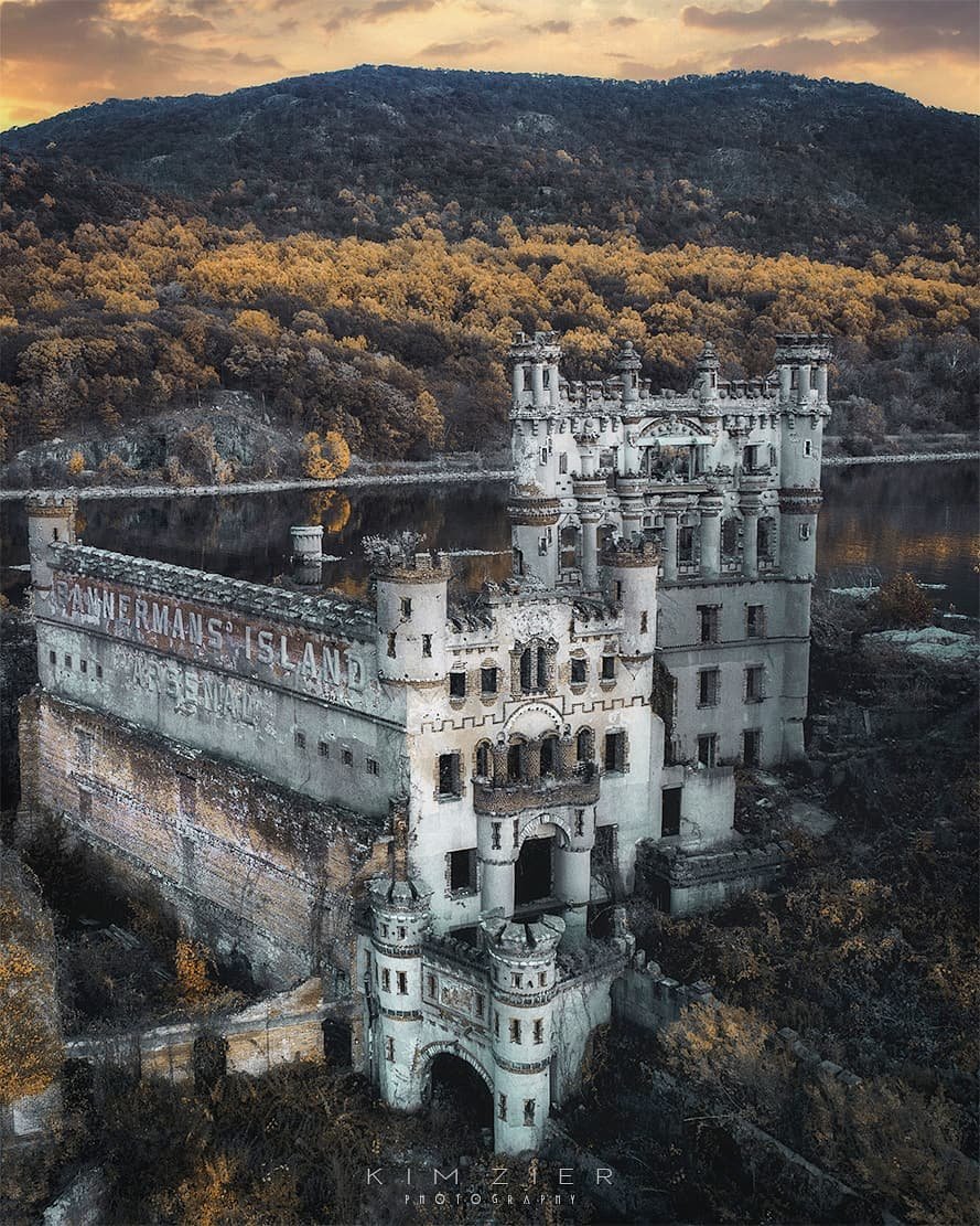 Beautiful Abandoned Places (20 pics)