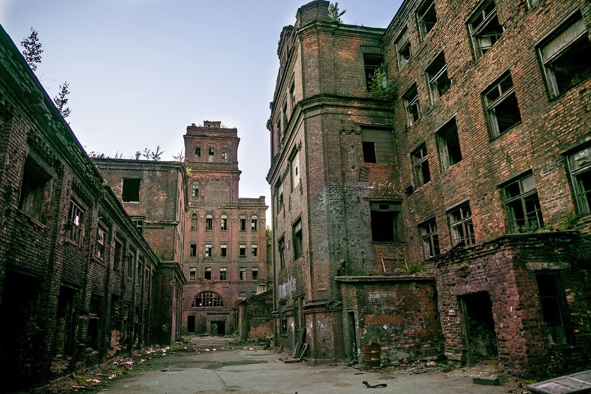Beautiful Abandoned Places (20 pics)