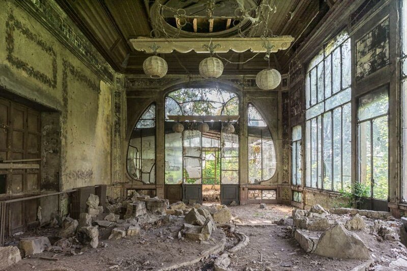 Beautiful Abandoned Places (20 pics)