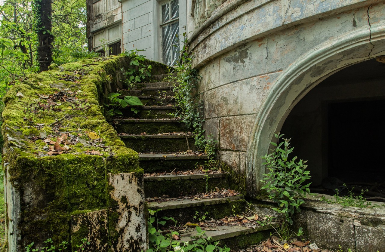 Beautiful Abandoned Places (20 pics)