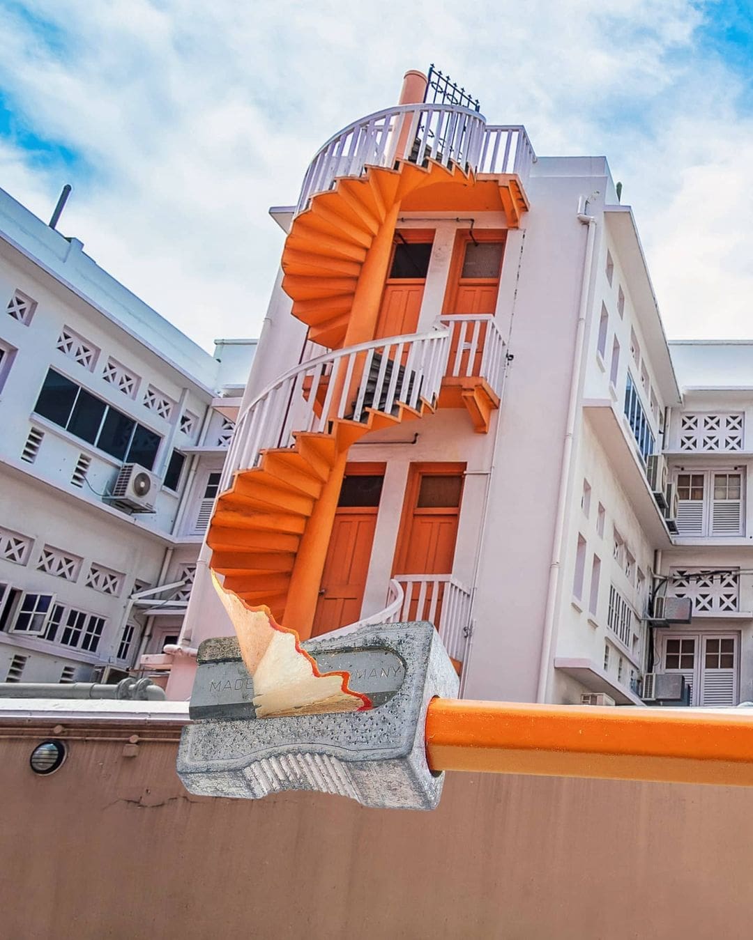 Surreal Photos (17 pics)