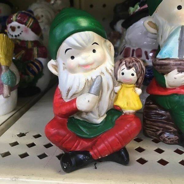 Odd Finds In Thrift Shops (15 pics)