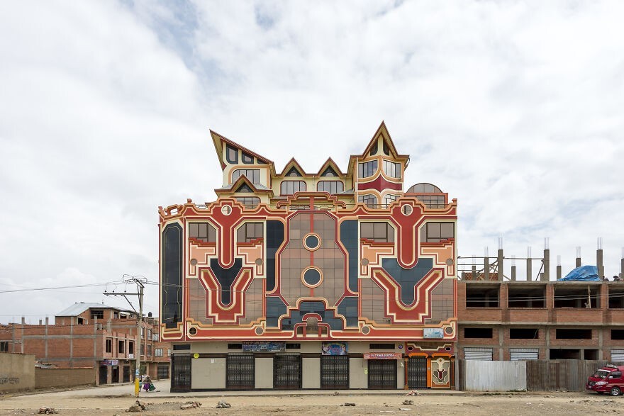 Unusual Buildings In Bolivia (21 pics)