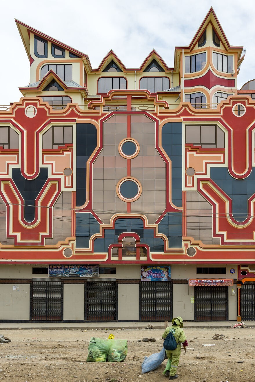 Unusual Buildings In Bolivia (21 pics)