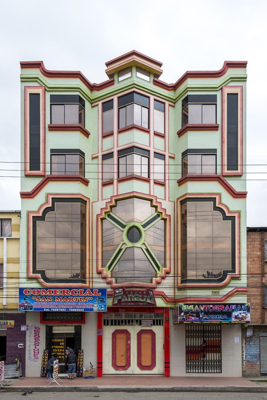 Unusual Buildings In Bolivia (21 pics)