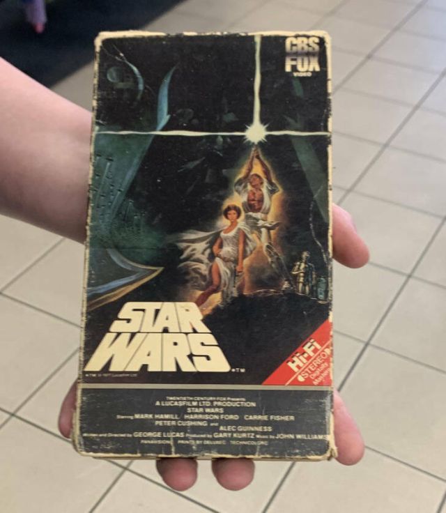 Interesting Finds In Thrift Shops (23 pics)