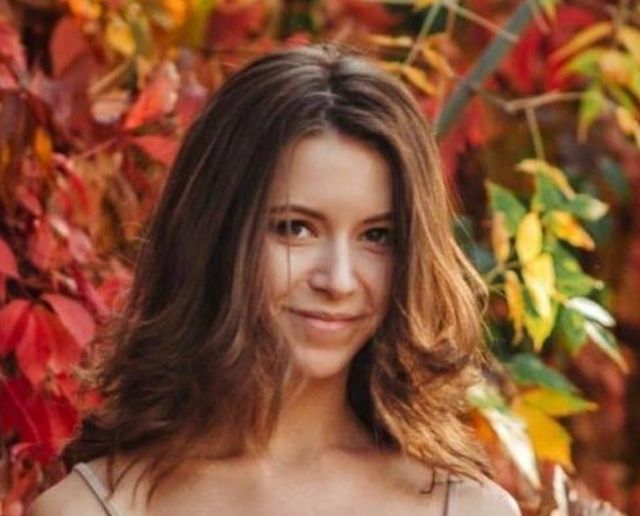 Braless Girls (48 pics)