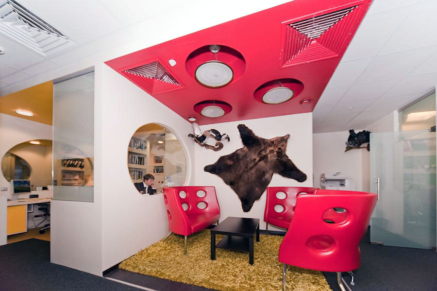 Odd Interiors (17 pics)