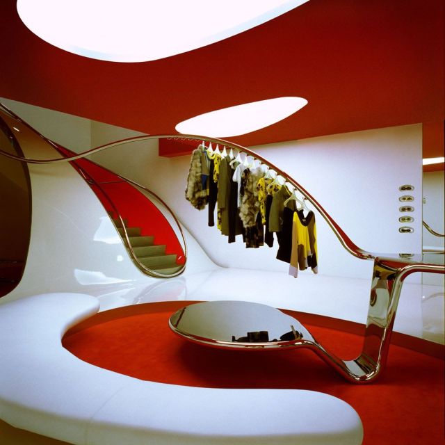 Odd Interiors (17 pics)