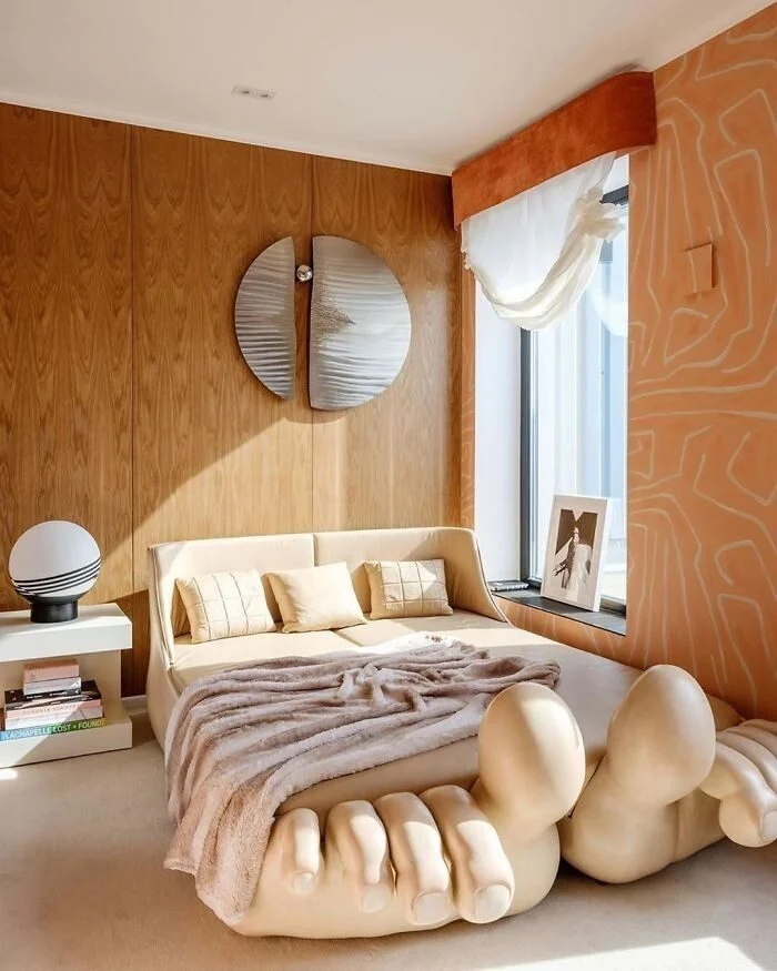 Odd Interiors (17 pics)