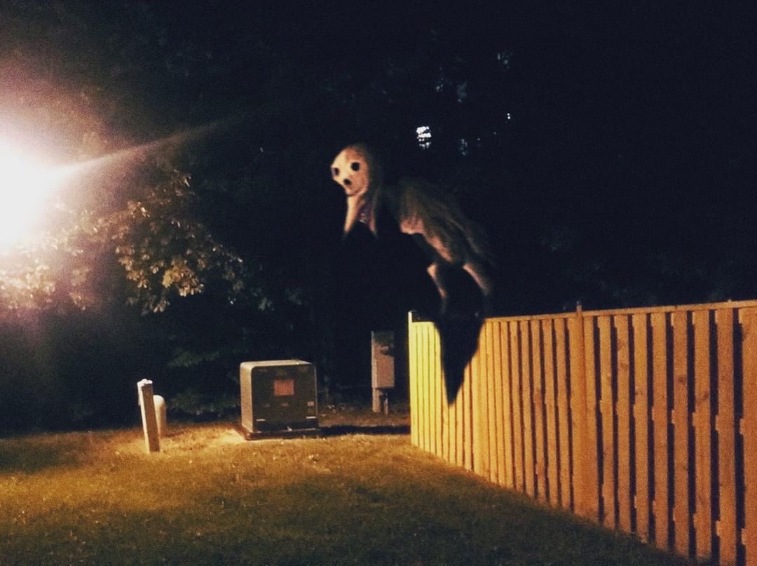 Creepy Photos (21 pics)