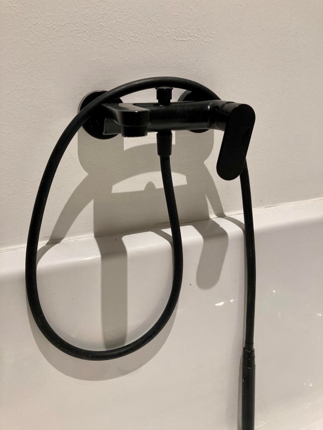Optical Illusions (16 pics)