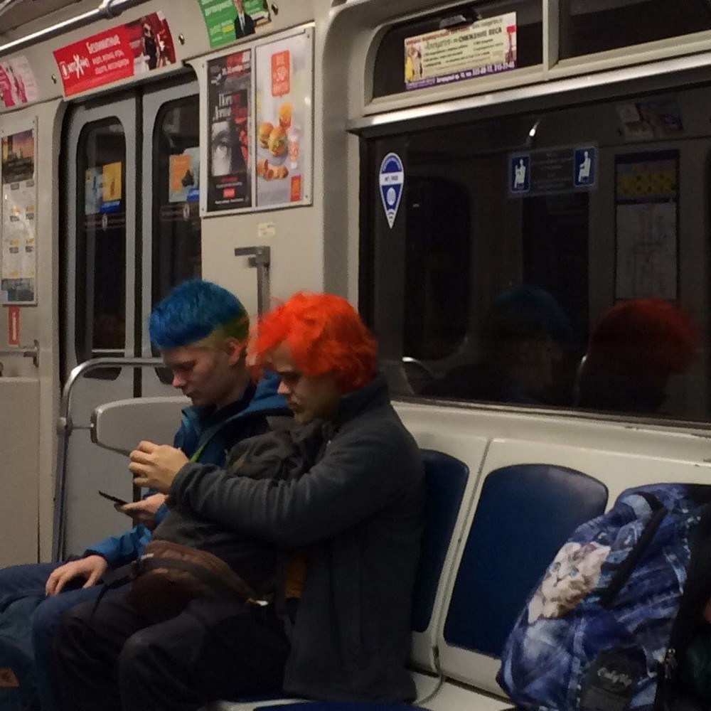 Strange People In The Subway (25 pics)