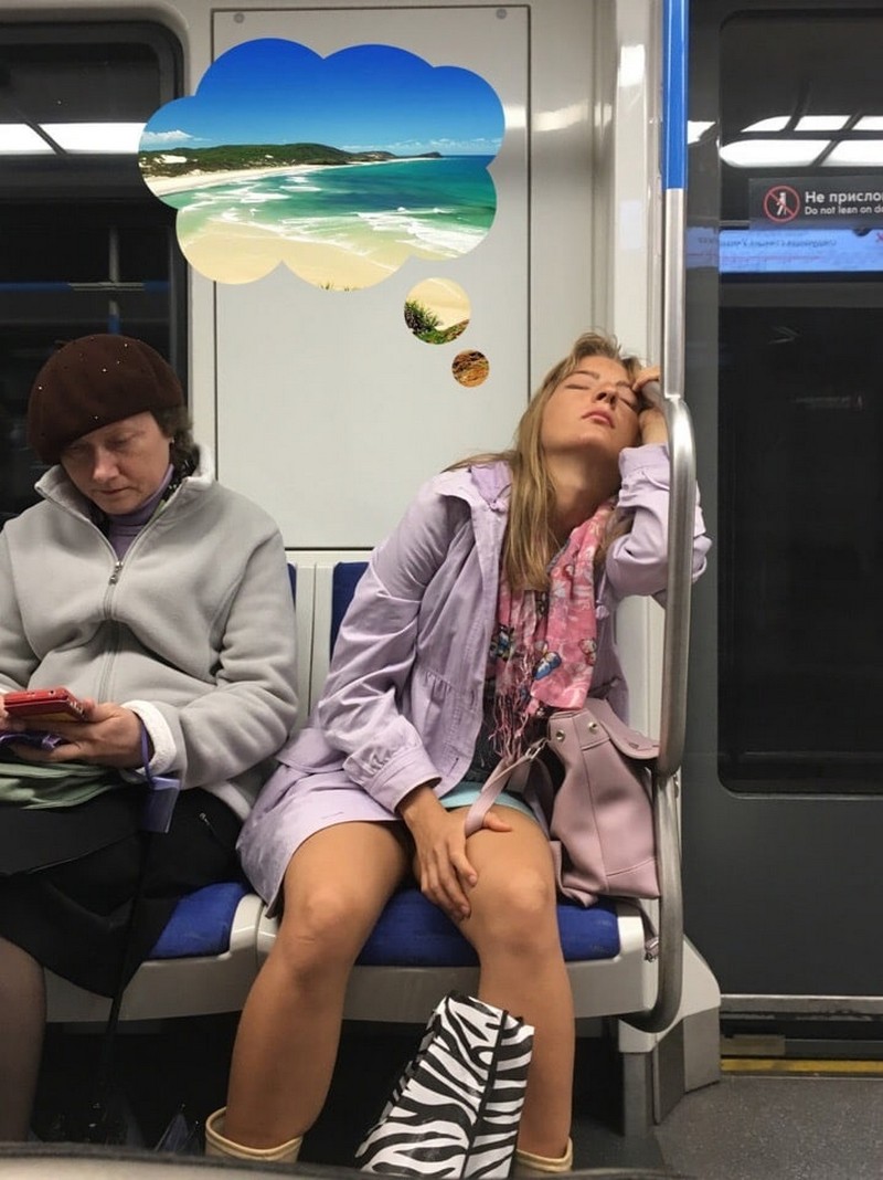 Strange People In The Subway (25 pics)