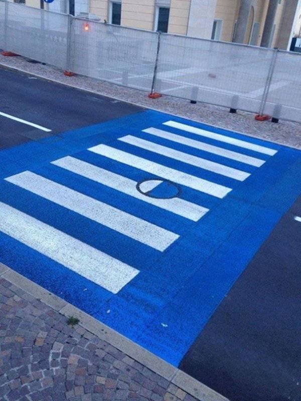 Hell For Perfectionists (17 pics)