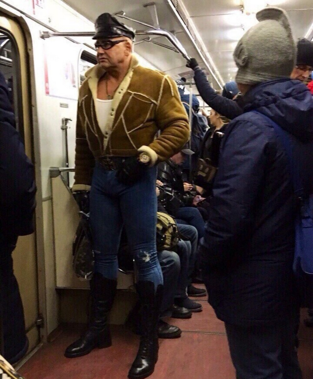 Strange People In The Subway (31 pics)