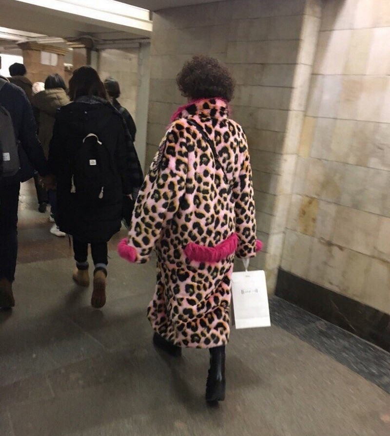 Strange People In The Subway (31 pics)
