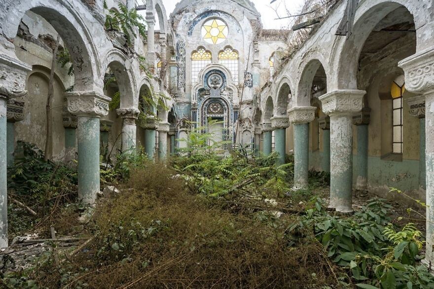 Amazing Abandoned Places (29 pics)