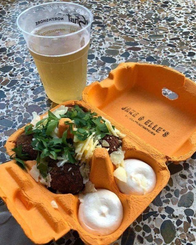 Weird Food Serving (20 pics)
