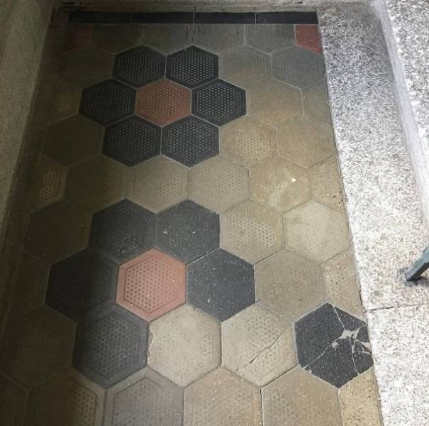 Photos For Perfectionists (17 pics)