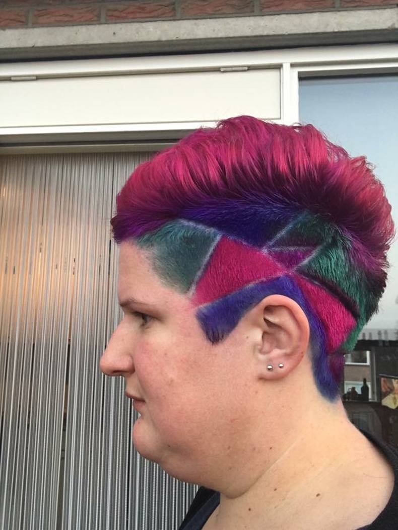 Odd Haircuts (18 pics)