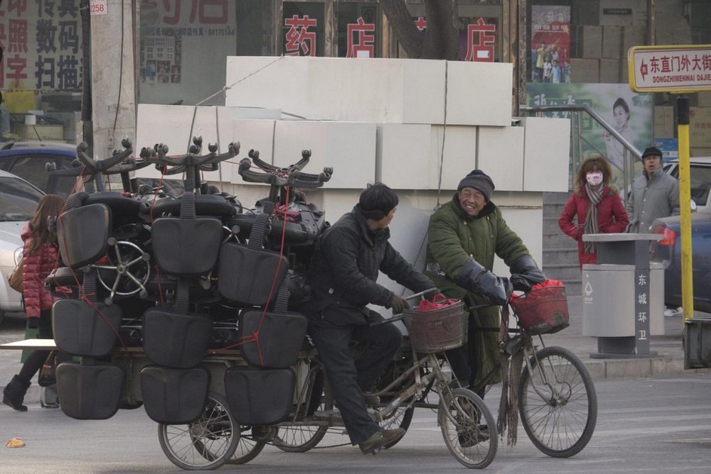 Strange Photos From Asian Countries (16 pics)