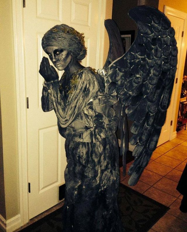 Awesome Halloween Costumes (17 pics)