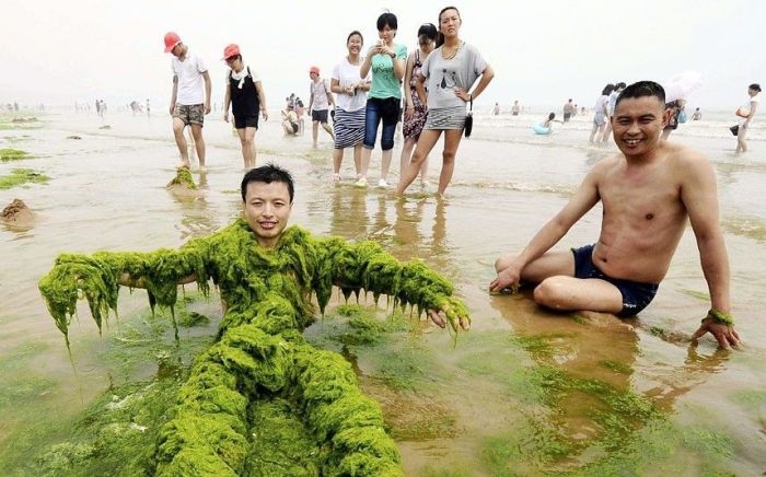 Strange Photos From Asian Countries (16 pics)