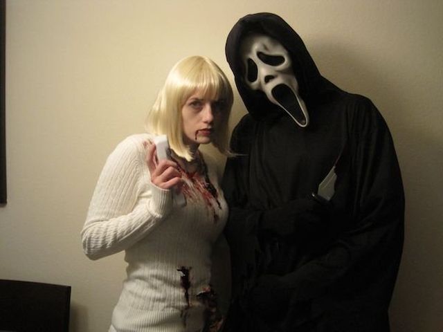 Couple Halloween Costumes (32 pics)