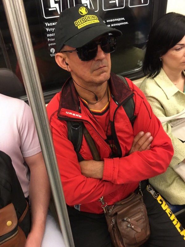 Strange People In The Subway (20 pics)
