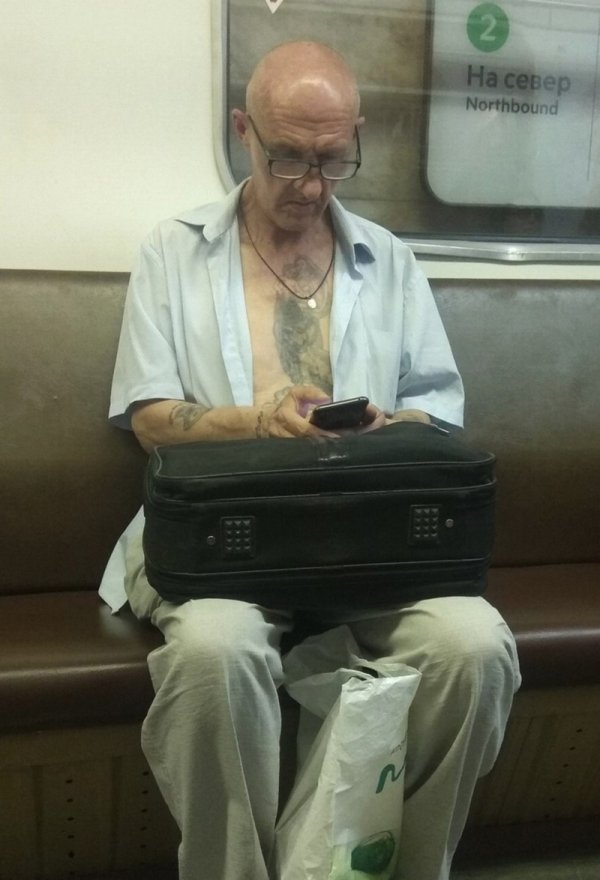 Strange People In The Subway (20 pics)