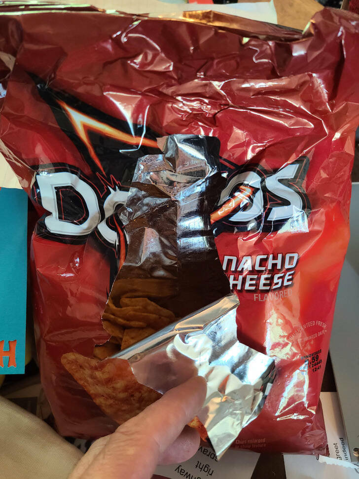 Bad Days Happen (19 pics)