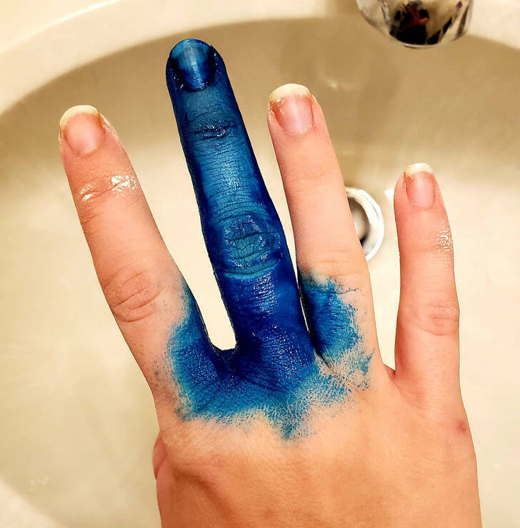 Bad Days Happen (19 pics)