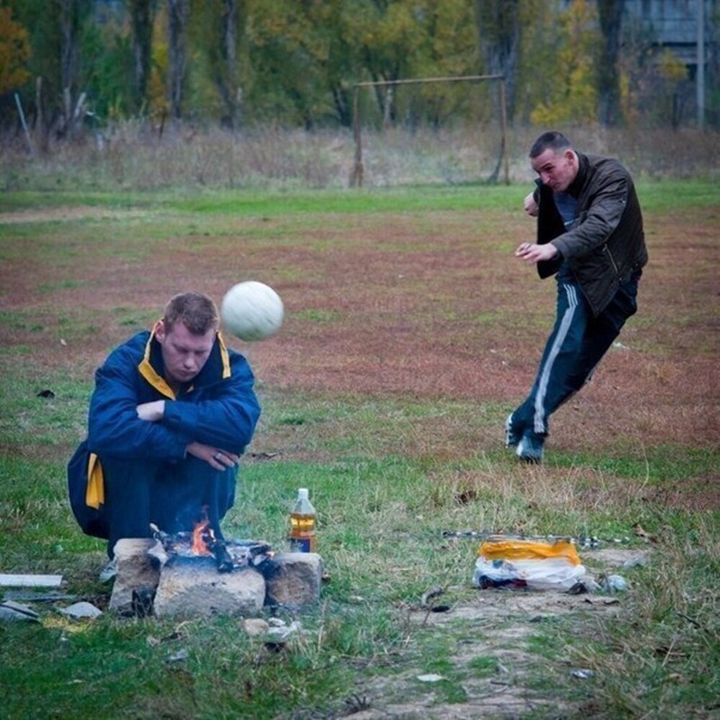 What Is Going On Here? (17 pics)