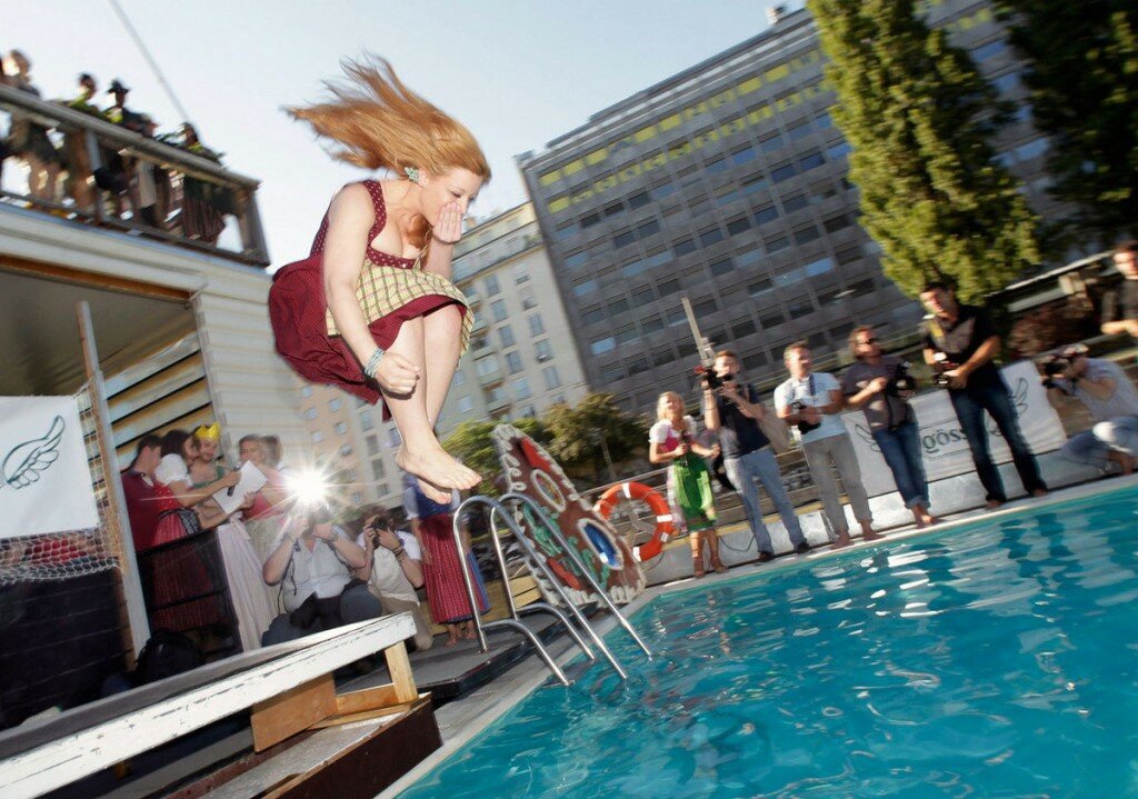 Right Moment (19 pics)