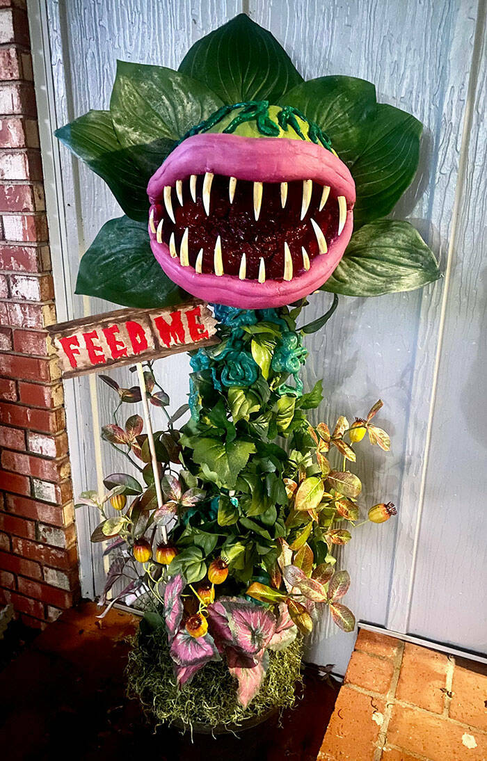 Halloween Decorations (16 pics)