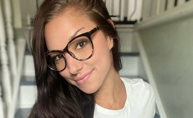 Girls In Tight Jeans (44 pics)
