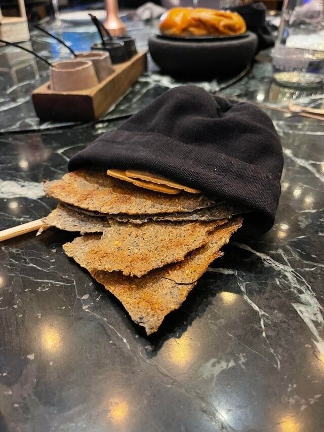 Weird Food Serving (17 pics)