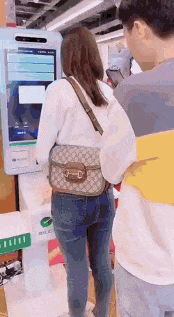 Acid GIFs, October 27 (25 gifs)