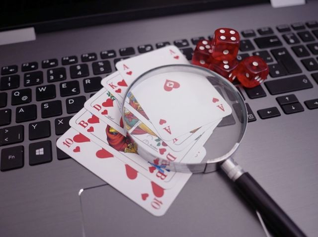 5 Things You Should Check Before Playing at an Online Casino