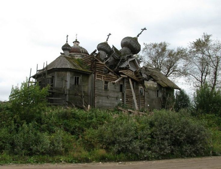 Beautiful Abandoned Places (17 pics)