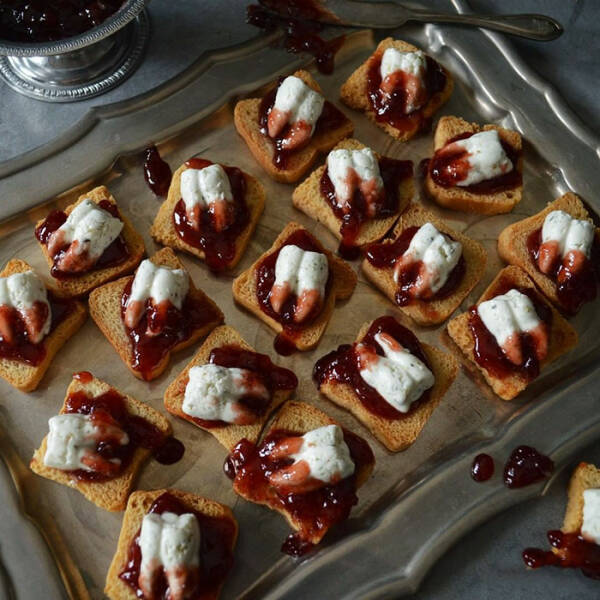 Awesome Halloween Dishes (24 pics)